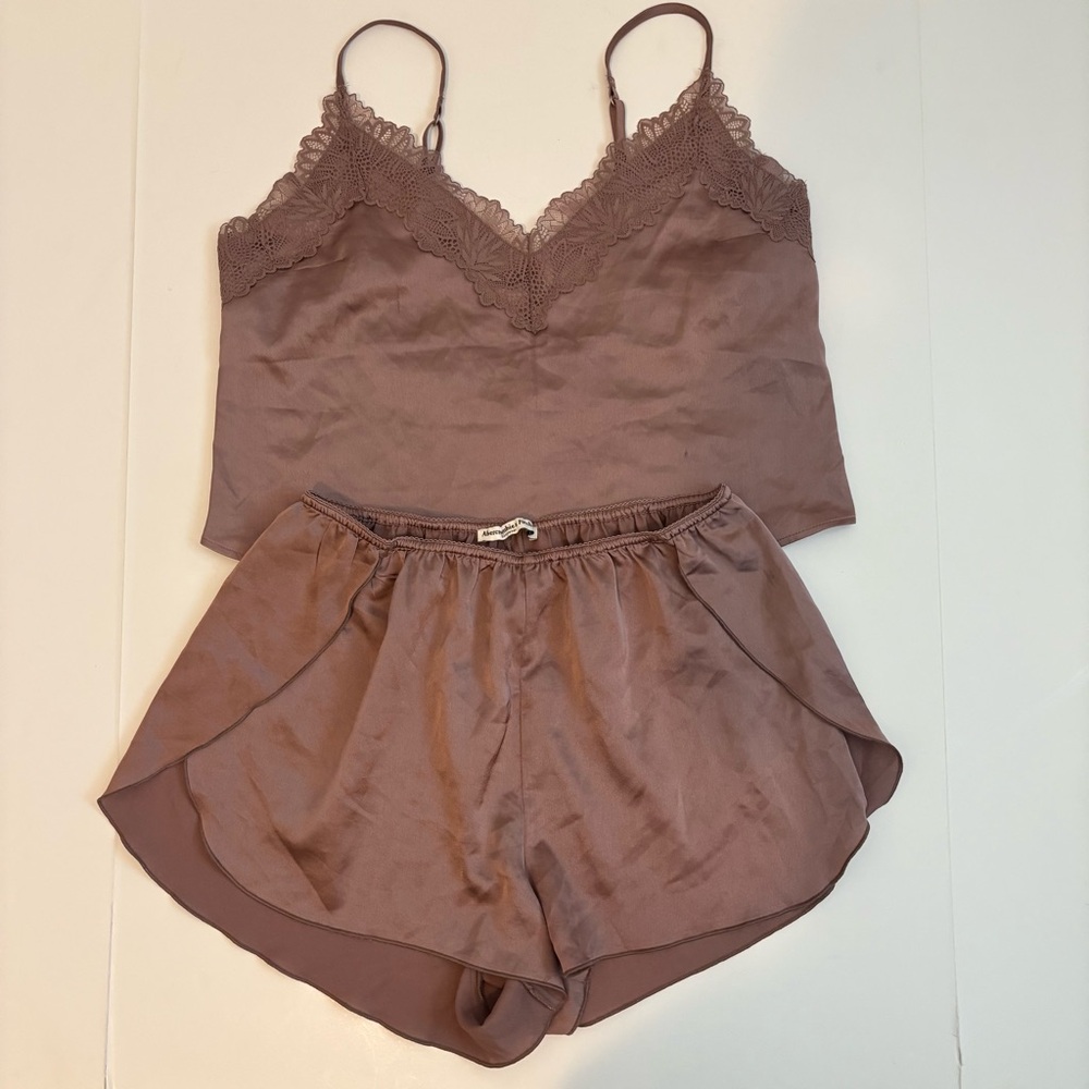 Abercrombie & Fitch Mauve Pajama Set